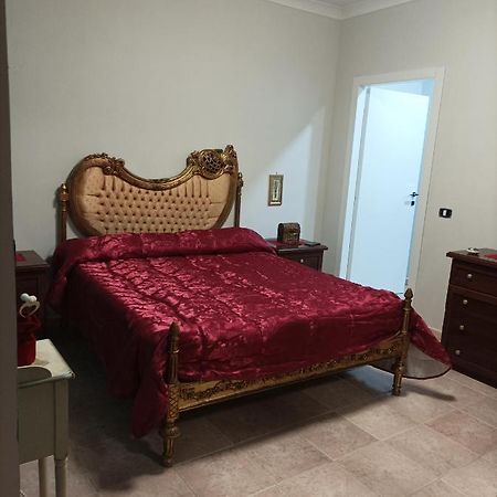 Casa Di Raffaella Hotel Torre Annunziata Luaran gambar